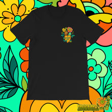 Load image into Gallery viewer, Garden Lover &lt;tshirt&gt;